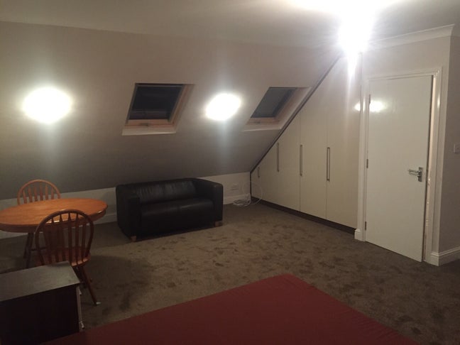 Very large room with en-suite bathroom  Main Photo