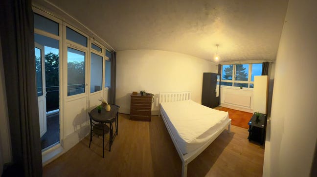 Master Double Room with Private Balcony(24sh) Main Photo