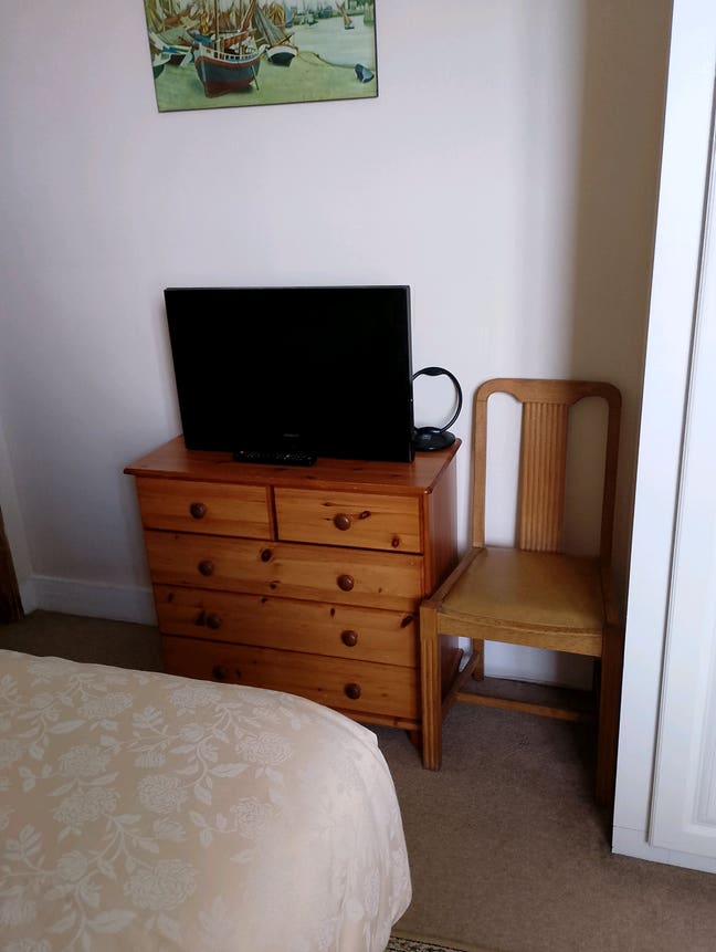 Double room, furnished. Near transport links  Main Photo