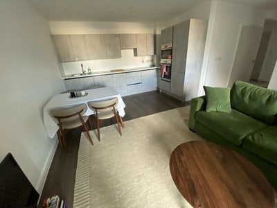 Single room Monday- Thursday Main Photo