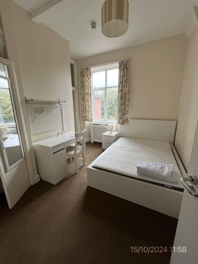 Great ensuite room Denmark Road &pound;700pcm Main Photo