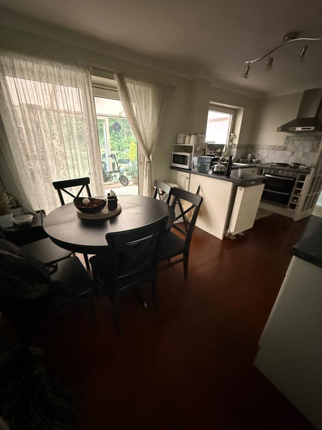 Furnished Room for Rent – Panshanger, Welwyn Garde Main Photo