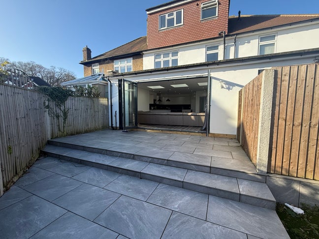  Luxury Ensuites Bills inc Croydon Main Photo