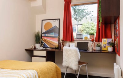 Immediate Tenancy Takeover Needed! - Byron Central Main Photo