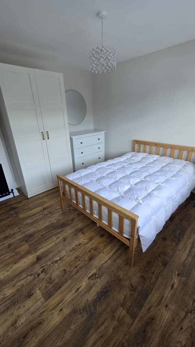 Lovely double room in a beautiful home  Main Photo