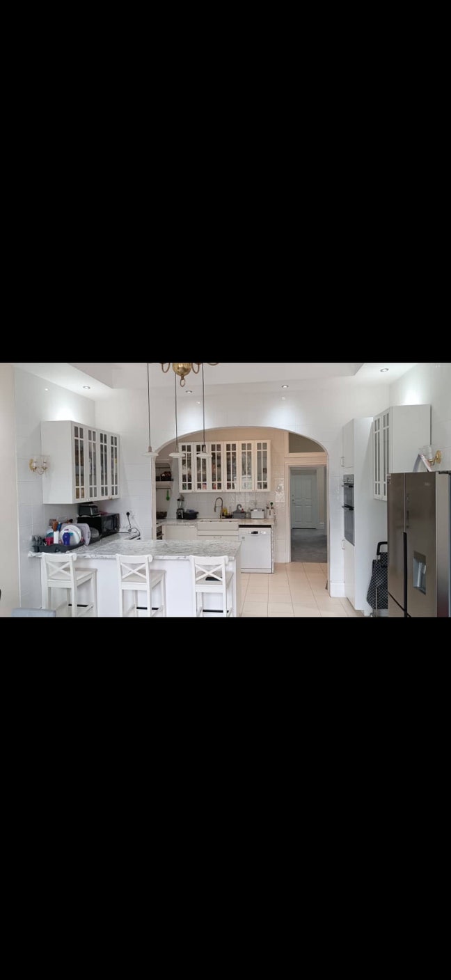 1 double room with exclysive use of 1 shower room Main Photo
