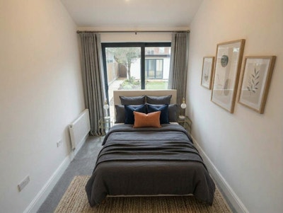 Stylish En-Suite Room Near Osterley Tube Station   Main Photo
