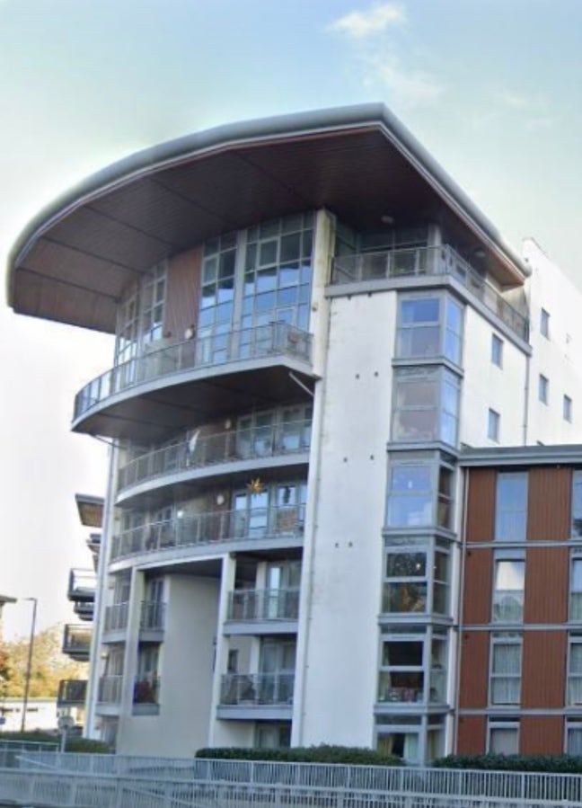 Town Centre Double Bedroom,Own Bathroom,Car park Main Photo