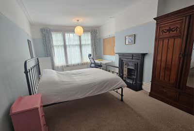 Large, Sunny Double Room in Central Muswell Hill Main Photo