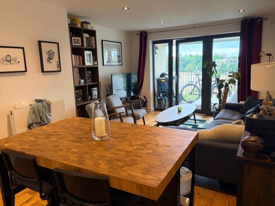 Stylish Zone 2 London Apartment Main Photo