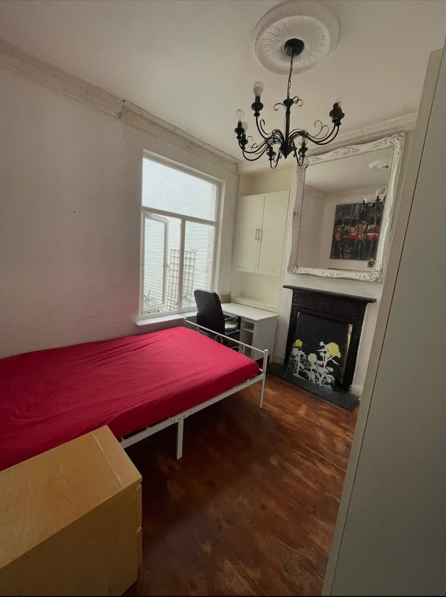 Double Room available in Highgate  Main Photo