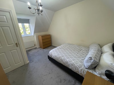 Large En-Suite Double Room Great Ashby Stevenage Main Photo