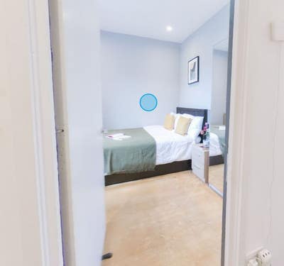 🌱 Nest & Bloom – Beautiful Double Room in SQ 💚 Main Photo