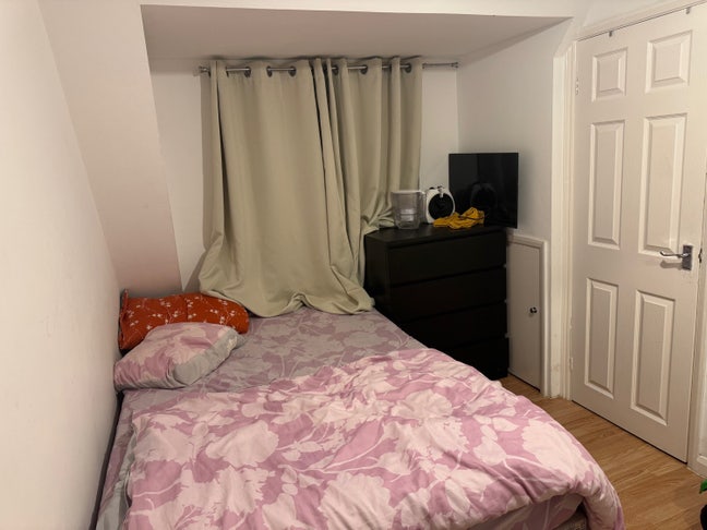 Double room for rent Main Photo