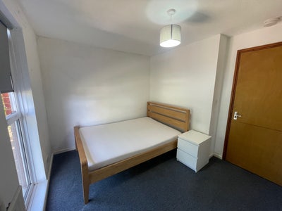 Double Room Broadwater, Stevenage Bills Included Main Photo