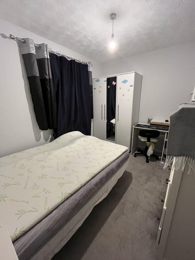 A double bedroom available at Diss Main Photo