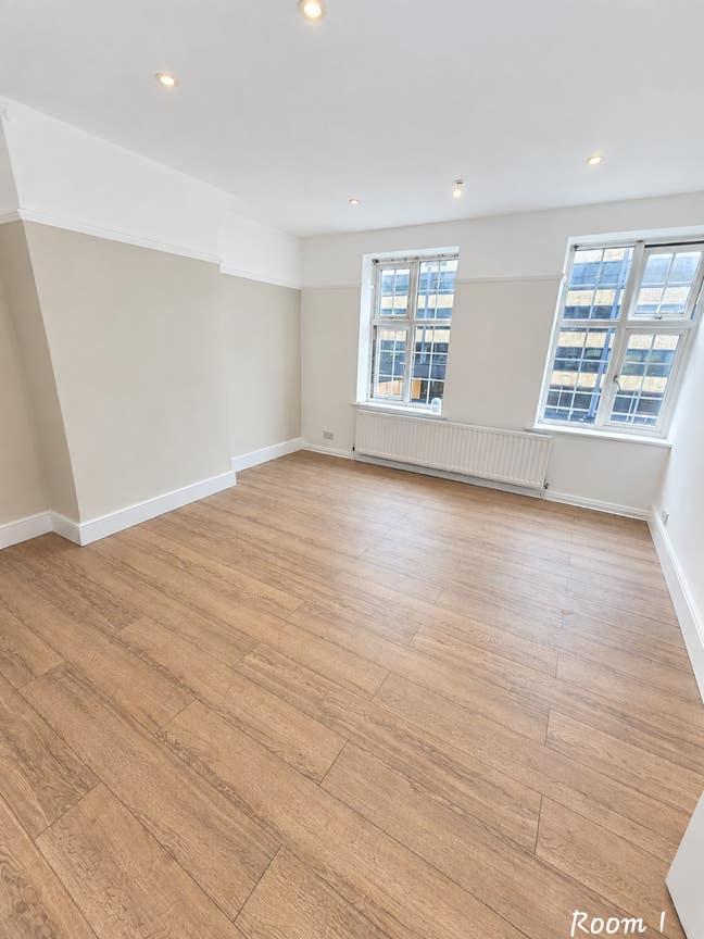 Lovely room 1 min from Southgate St,local amenitie Main Photo