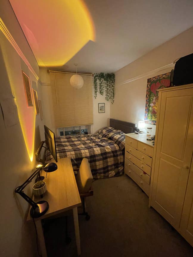 1 month SUBLET - Double room in a 3 bed - Waterloo Main Photo