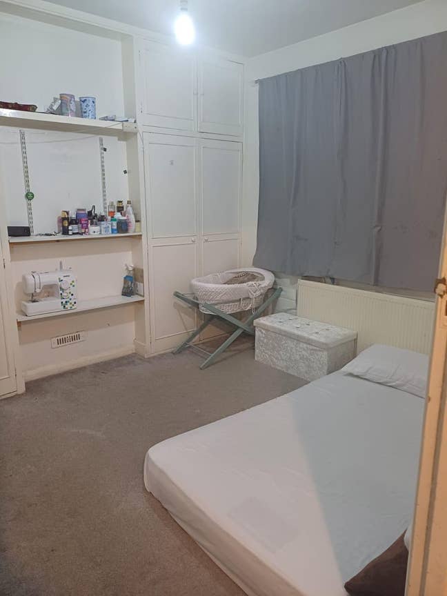 Double Room Available from 1st November – Couples Main Photo