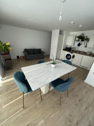 Amazing 3 bedroom flat in Bermondsey  Main Photo