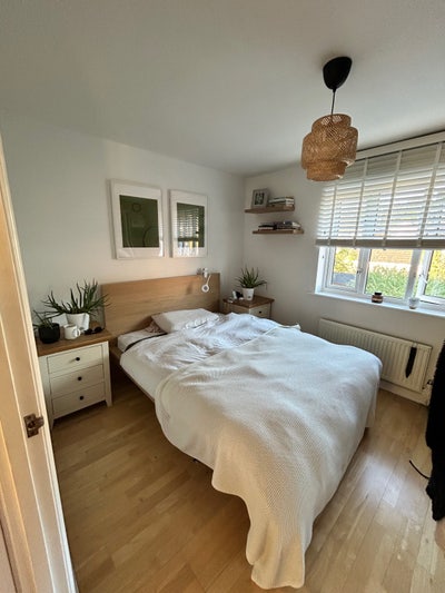 1/2 bedrooms in a quiet green neighbourhood  Main Photo