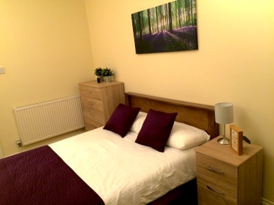 City Centre Large Room, all bill inc. Main Photo