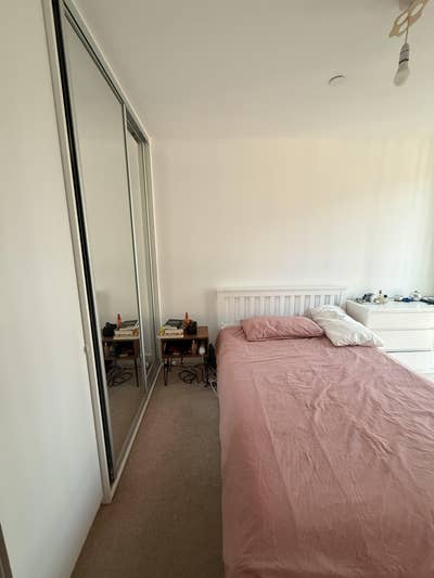 1-2 weeks short term let newly refurbished room Main Photo