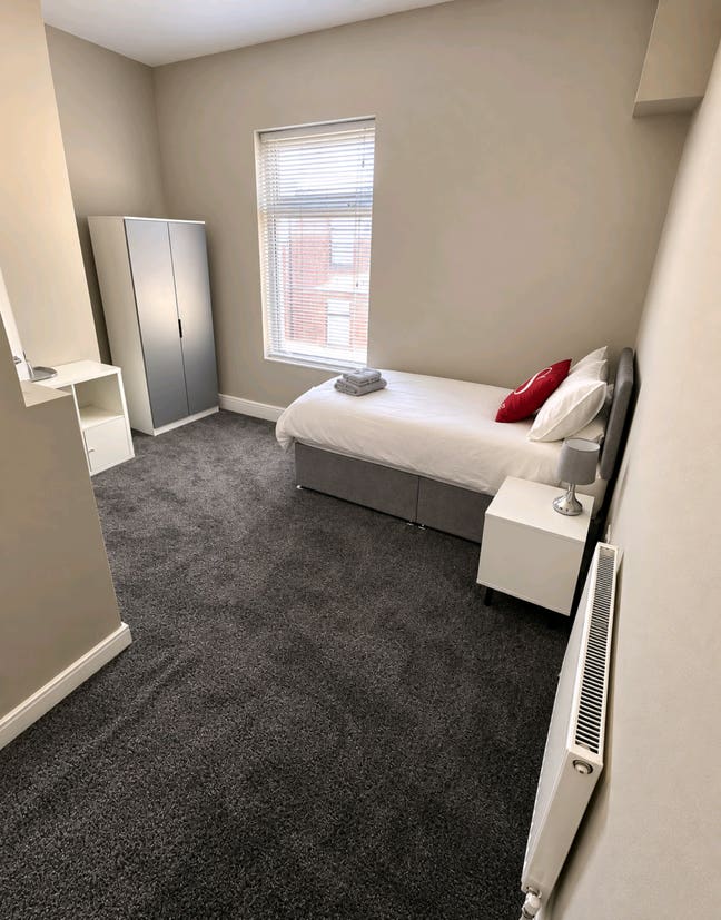 New Rooms Available On Marsh Street- 1st Week FREE Main Photo