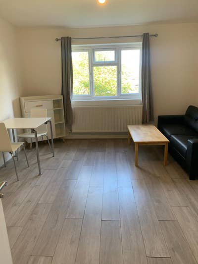Large double ensuite room in Dollis Hill/Neasden Main Photo