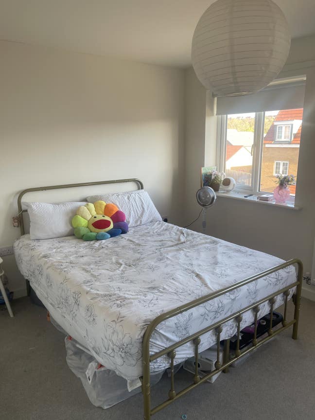 Cosy double room to rent in a family home  Main Photo
