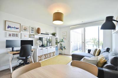 Room available in beautiful flat in Brentford  Main Photo