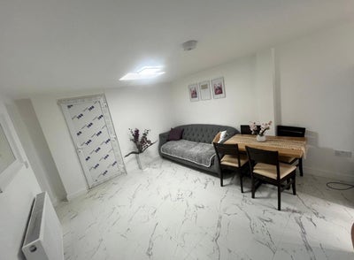 Spacious, Fully Furnished 2-Bedroom Apartment Main Photo