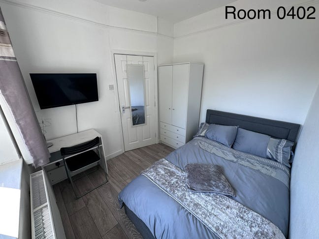 0402/03- Two Double Ensuite Rooms Near City Centre Main Photo