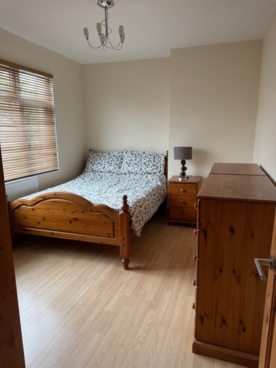 Spacious Double Room - Short lets also available Main Photo
