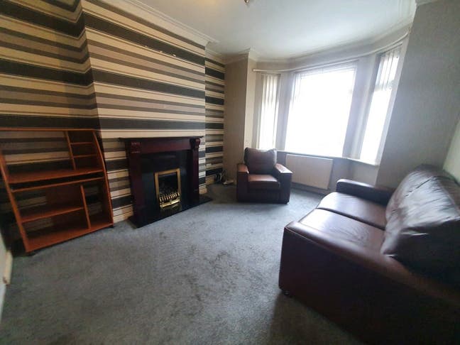 3 bed house,Salford, near Uni, transport, amenatie Main Photo