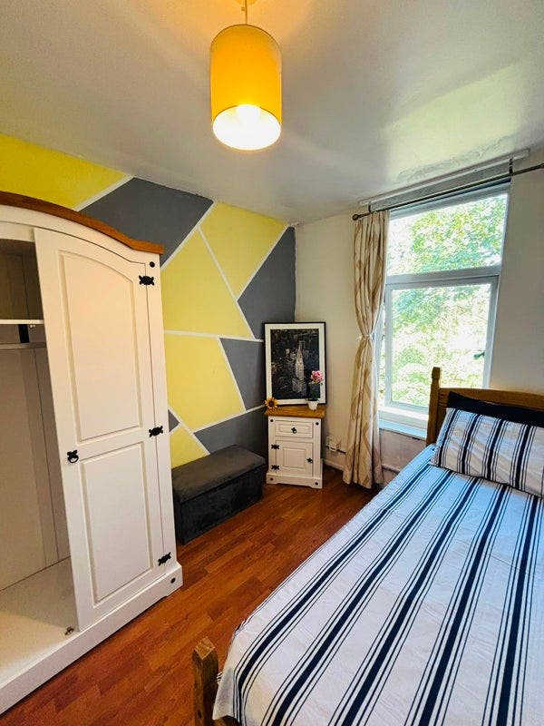 Sydenham Living 📍| Ready Now | Box/Single Room📍 Main Photo