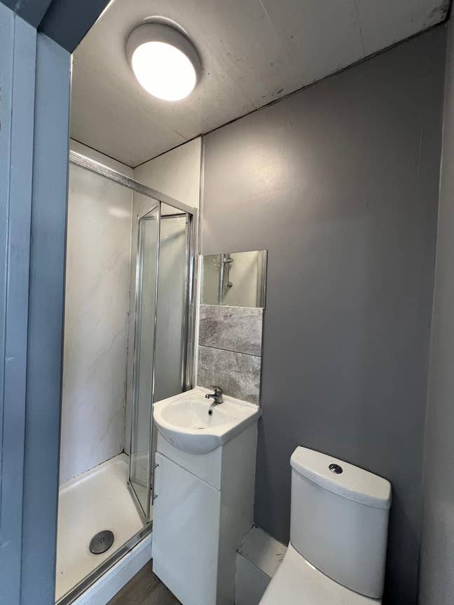 Ensuite Room in Feltham, London (TW13 7BJ) Main Photo
