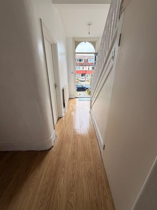Catford Rooms / Dss Accept  Main Photo