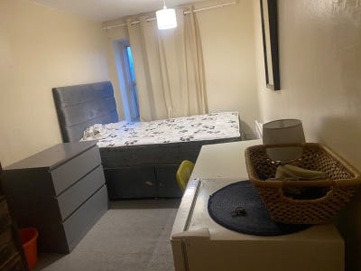 Double Room Available For Single Person Main Photo