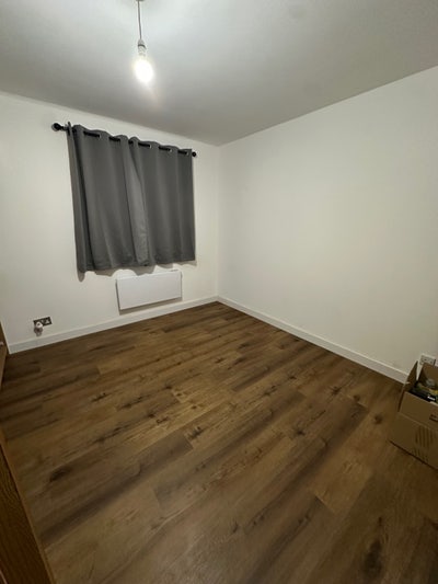 Beautiful 2 Bedroom Flat in Chadwell Heath Main Photo