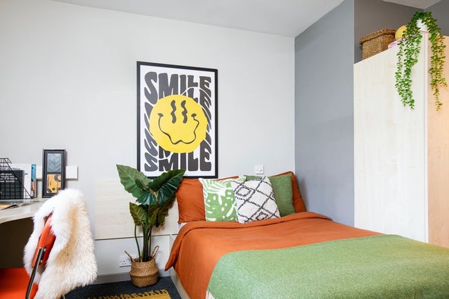 🏠 Student Accommodation Takeover - Glasgow Main Photo