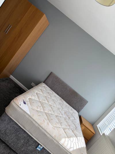 En Suite Close to Kings Mill Hospital and Amazon Main Photo