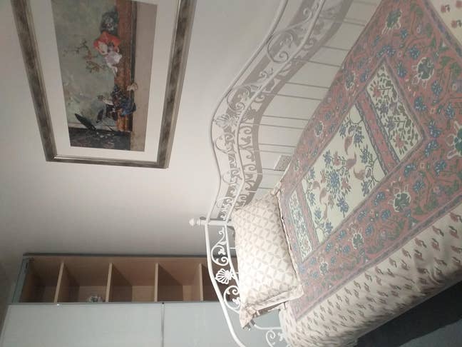 Room available for 1 person Main Photo