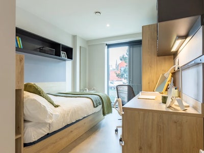 Room Available at New Student Accommodation  Main Photo