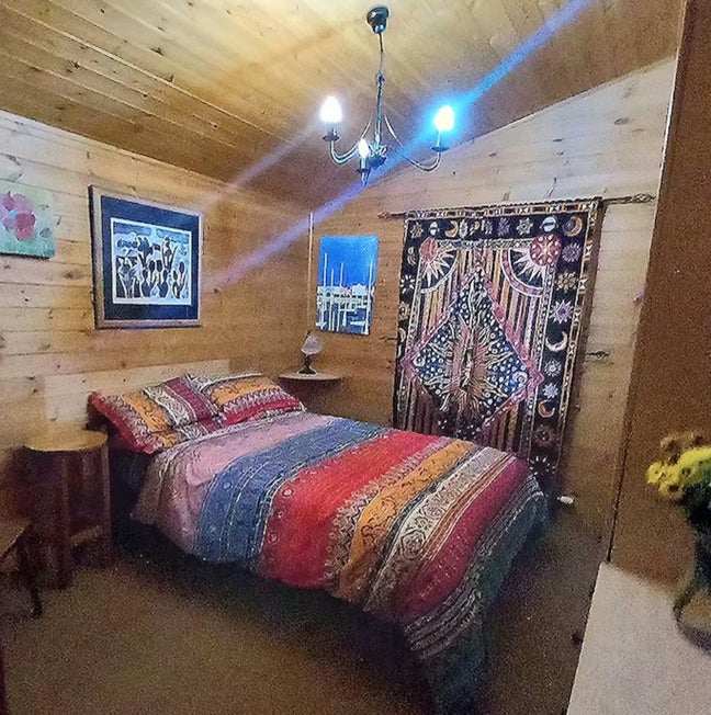 A large, comfortable double ensuite room  Main Photo