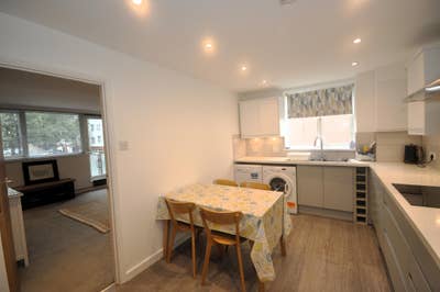 Seriously Spacious 4 Bedroom Flat Near Regents Prk Main Photo