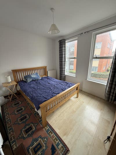 Bright & Comfortable Room in Friendly, Well-Mainta Main Photo