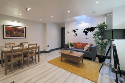 5* Studio in Watford Monica Close Main Photo