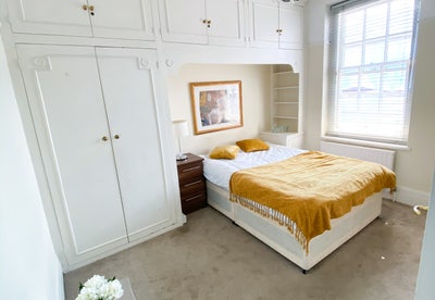 Double Room -Amazing Period Building in Marylebone Main Photo