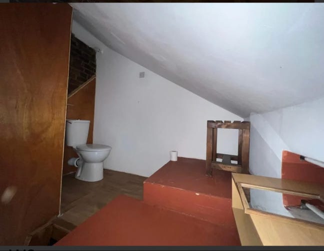 Studio in Hammersmith Grove - Available Now  Main Photo